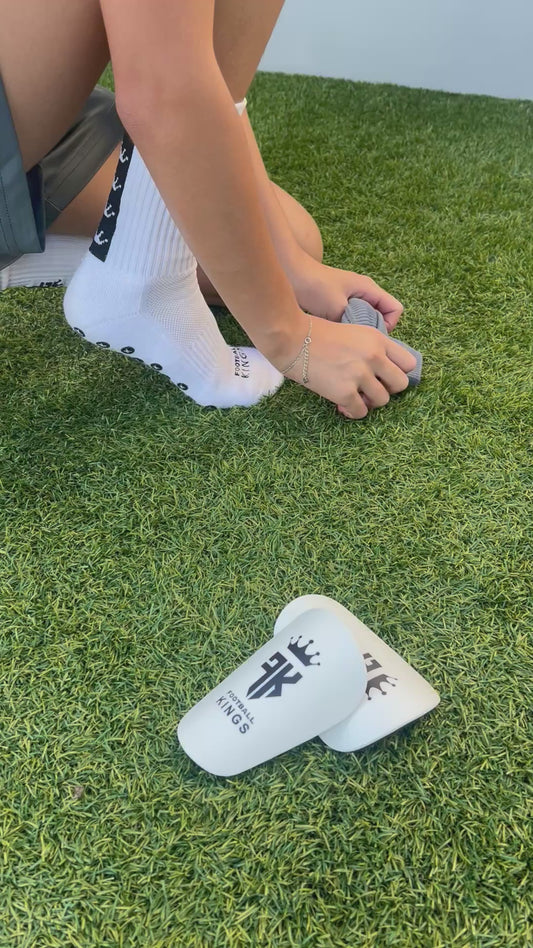 FK Shin Pads Black Small